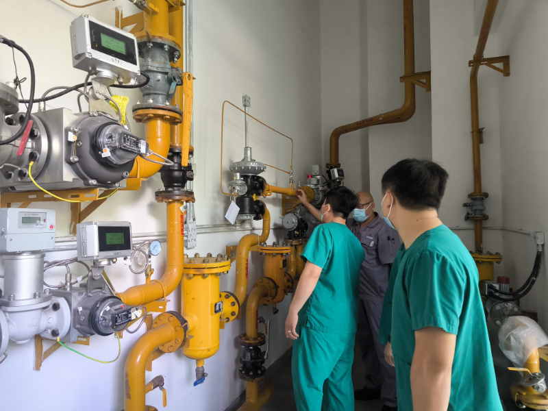 市医疗专服中心开展各项现场应急处置方案演练，强化现场员工应急处突能力.docx_2